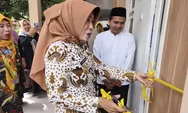 Kepala Disdikbud Jombang Resmikan Gedung Kelas dan UKS SDN Mojotrisno