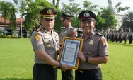 Polres Jombang Berikan Penghargaan kepada Personel Polsek Ngoro dan Masyarakat Berprestasi