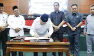 Paripurna DPRD Jombang, Bupati Warsubi Beberkan Capaian Pembangunan dan Ekonomi 2025