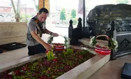 Usai dari Makam Gus Dur, Kapolri Ziarah ke Makam Bung Karno di Blitar