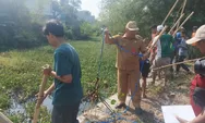 Berdayakan Masyarakat Dua Kelurahan dalam Program Padat Karya, Pemkot Ajak Bersihkan Enceng Gondok di Sepanjang Aliran Sungai Loji