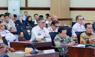 Dorong Kontribusi PAD, Wakil Bupati Barru Hadiri Kunjungan Komisi II DPR RI Bahas Peran BUMD