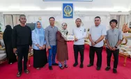 Hormati Jasa Pelayan Masyarakat, Gubernur Andi Sudirman Beri Santunan dan Beasiswa bagi Anak Korban Kapal Tenggelam Pangkep