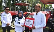 Bupati Sinjai Serahkan Bantuan Traktor dan Sarana Produksi Pertanian ke Kelompok Tani