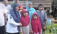 Terharu! Bupati Sinjai Datangi Rumah Warga Viral, Lunasi Utang hingga Jamin Pendidikan Anak
