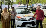 Jawab Kebutuhan Nakes, Gubernur Sulsel Serahkan Mobil Layanan Kesehatan untuk Warga Rongkong