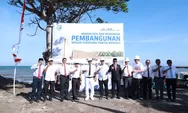 Tiang Pancang Perdana Masjid Terapung Pantai Merpati Bulukumba Mulai Dipasang