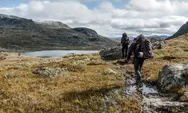 Rahasia Kesiapan Musim Hujan: Menaklukkan Puncak Gunung dengan Panduan yang Tepat
