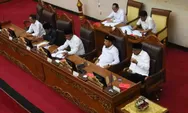 Gelar Rapat Paripurna, DPRD Batam Tunda Pengesahan Ranperda Adminduk hingga Maret 2026