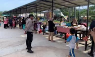 Polri Hadir di Tengah Masyarakat, Pengamanan Pasar Tumpah Ramadhan Sungai Beduk Berlangsung Kondusif