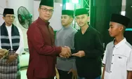 Haji Aweng Kurniawan Hadiri Buka Puasa Bersama Anak Yatim di Masjid Sultan Mahmud Riayat Syah
