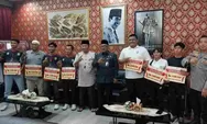 Untuk Motivasi Raih Prestasi di Popda dan Porprov, Walikota Tanjungpinang Serahkan Bonus Atlet Popnas 2025