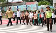 Sadarkan Keselamatan Berlalu Laintas, Li Claudia Edukasi Siswa Praktikan Cara Nyebrang ZoSS di SDN 001 Batam Kota