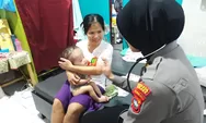 Wujud Kepedulian Nyata, Tim Sidokkes Polresta Barelang Jenguk & Beri Bantuan Bayi Helengna