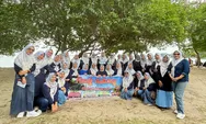 Penuh Tawa & Kebersamaan, PKK RW 14 PKJ Rayakan Milad ke-3 di Pantai Bahagia