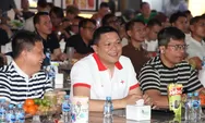 Suasana Hangat Nobar Piala AFF, Kapolresta Barelang Pererat Sinergi dengan Insan Pers