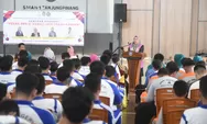 Jadilah Pelopor Hidup Sehat, Dewi Ansar Ajak Siswa SMA Negeri 1 Tanjungpinang Lawan Kanker