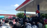 BBM Pontianak Diserbu Warga Akibat Panic Buying, Salah Komunikasi Jadi Pemicu?