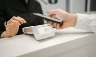  Jangan Cuma Andalkan Cash, Pentingnya Pakai QRIS Biar Bisnis UMKM Kamu Dilirik Konsumen Gen Z