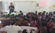 Kunjungi SDK Lewouran, Padre Marco Ajak Siswa Berani Bermimpi dan Mencintai Kampung Halaman
