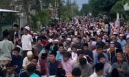 Viral! Ribuan Warga Sumenep 'Booking' Tempat Tarawih Sejak Jam 2 Siang, Demi Amplop Zakat Rp300 Ribu