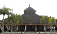 Cuma Sejam dari Semarang, Masjid Tertua di Indonesia Ini Dibangun Abad ke-15 Punya Prasasti Gambar Kura-kura 