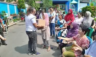 Bantu Perekonomian Masyarakat, Alumni Akpol Bersama Karang Taruna Karang Turi Bagikan 500 Paket Sembako