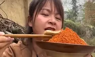 Jangan Asal Ikuti Tren Viral TikTok Makan Tahu Goreng Langsung dari Minyak Panas, Ini Resikonya!