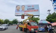 Lagi, Bawaslu Copot Baliho di Jalan Protokol Kendal yang Membandel