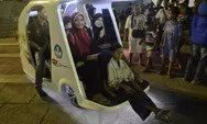 Bisa Keliling Alun-Alun, Becak Listrik Udinus Semarang Becik-KU Hibur Masyarakat di Dugderan