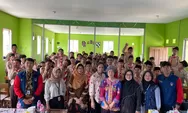 Tim PKM dan mahasiswa KKN UPGRIS Beri Pelatihan Self Development bagi Siswa MTs Al Hasyimiyah Kalisidi Ungaran