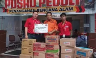 Alfamart Serahkan Bantuan bagi Warga Terdampak Banjir di Kota Semarang