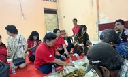 Kesejukan di Bulan Ramadhan, Komunitas Tionghoa Berbuka Puasa di Atas Karpet Bersama Warga Jomblang Semarang