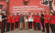 Pengacara Kondang Ini Ambil Formulir Bakal Calon Bupati dan Wakil Bupati Kabupaten Semarang