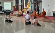 Umat Budha Semarang Rayakan Hari Raya Waisak di Vihara Tanah Putih, Bhante Ajak Budayakan Rasa Malu