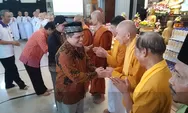  Ikut Rayakan Hari Raya Waisak di Vihara Tanah Putih Semarang, Umat Budha Terhibur Guyonan Lintas Agama
