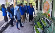 Mahasiswa Unpand Ajarkan Hidroponik di Kelurahan Sumurejo Gunungpati, Dinilai Bisa Membantu Warga