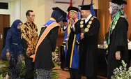 Dika Salma Laili, Anak Buruh Bangunan Dinobatkan Jadi Wisudawan Terbaik USM