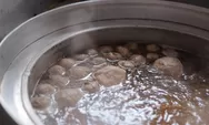 Musim Hujan, Ini 7 Rekomendasi Bakso Enak di Semarang buat yang Butuh Makanan Anget
