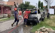 Lihat Percikan Api, Kafidin Langsung Keluar dari Mobil Sebelum Terbakar di Brangsong Kendal