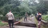 Jembatan di Pegandon ini Ambrol Tergerus  Longsor, Aktivitas Warga Terganggu