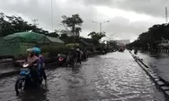 Kaligawe Semarang Banjir Tinggi, Pengendara Motor Diminta Lewat Jalan Lain
