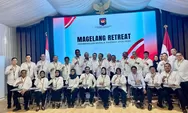 Kenakan Kemeja Putih, Bupati Kendal Ikut Pemaparan Magelang Retreat 2025