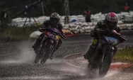 Road Race Superchallenge Super Prix 2025 Semarang, Pembalap Saling Adu Kecepatan di Lintasan Basah