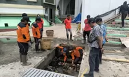 Penuh Sampah di Sungai Kendal,  DLH Kendal Terjunkan Petugas Khusus