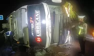 3 Penumpang Tewas, Bus PO Haryanto Terguling di Tol Semarang–Batang saat Hujan Deras