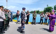 Disambut Secara Adat, Danlanal Melonguane yang Baru Tiba di Kepulauan Talaud