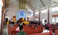 Ajak Warga Jaga Toleransi Sesama Umat, Babinsa Hadiri Ibadah Minggu di Gereja