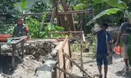 Peduli Kesulitan Warga Binaan, Babinsa Bantu pengecoran pondasi Rumah Tinggal