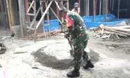Manunggal Dengan Rakyat, Babinsa Koramil 04/Rainis, Serka Stenly Winowoda Bantu Bangun Rumah Warga